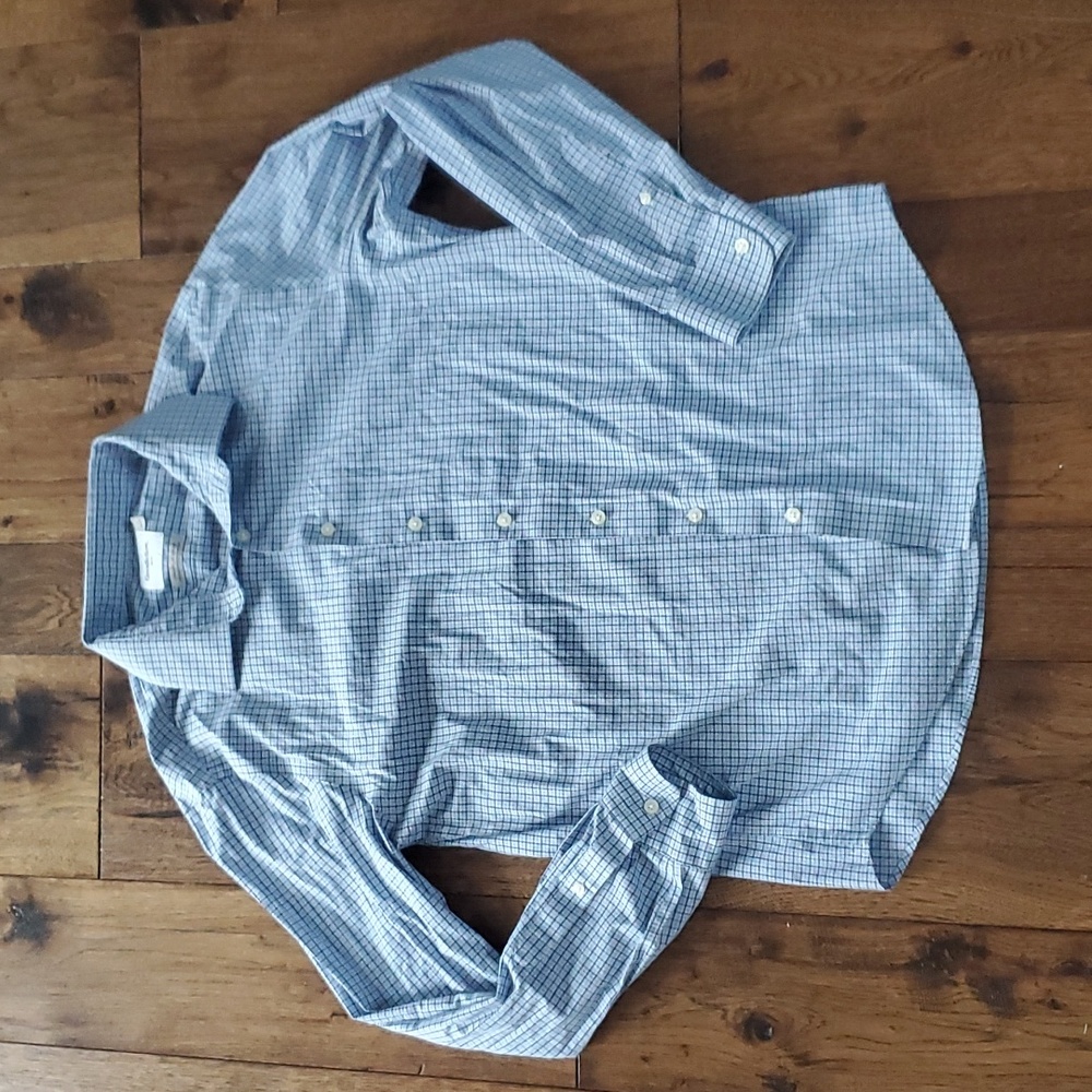 3 for $21 💜 Button down shirt